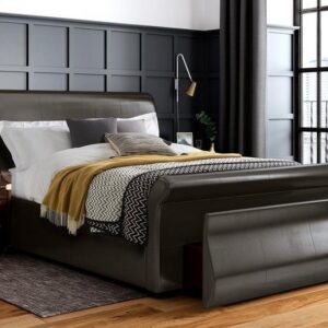 DreamNest Interiors