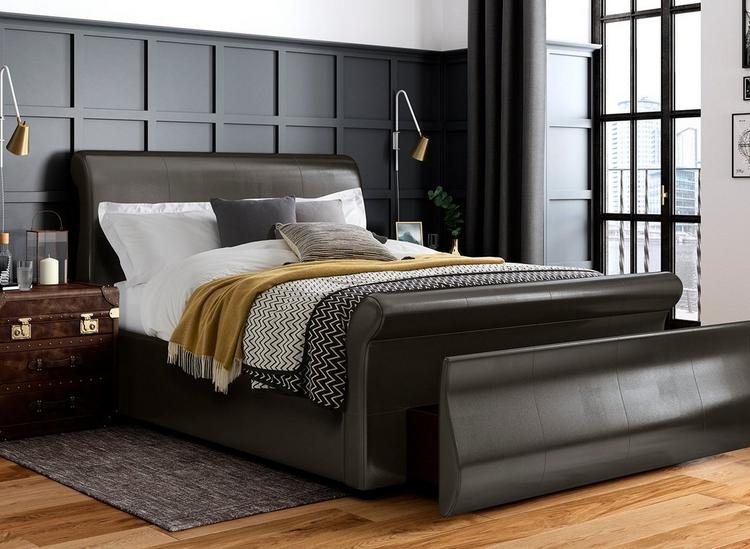 DreamNest Interiors